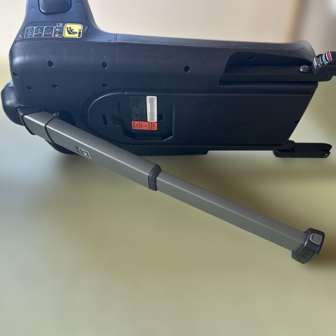 NUNA PIPA NEXT ベビーシート ブラック ベース付き