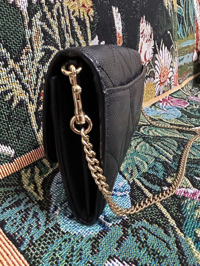 【美品】coach、コーチ、ブラックレザーキルティングゴールドショルダーバッグ