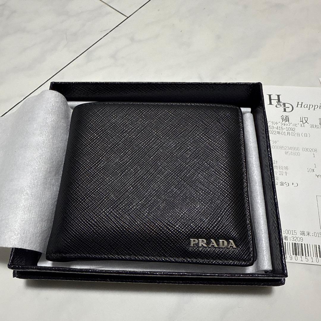 PRADA ブラック レザー 二つ折り財布