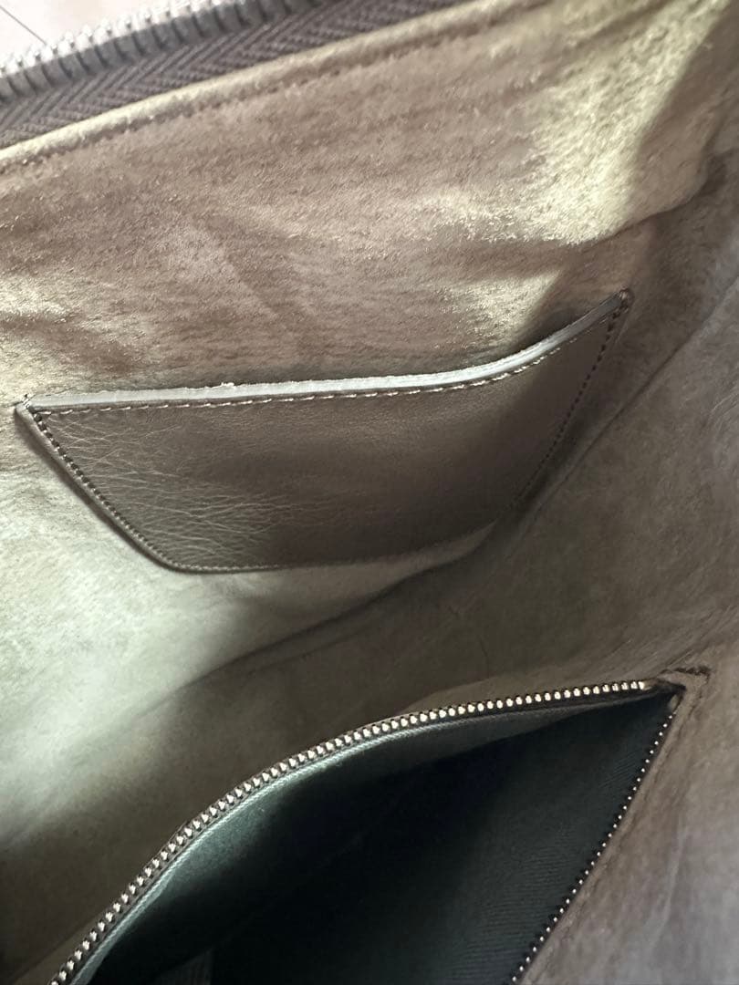 HIROFU (ソーロ)グレーベージュレザーショルダーバッグ M 2WAY 本革