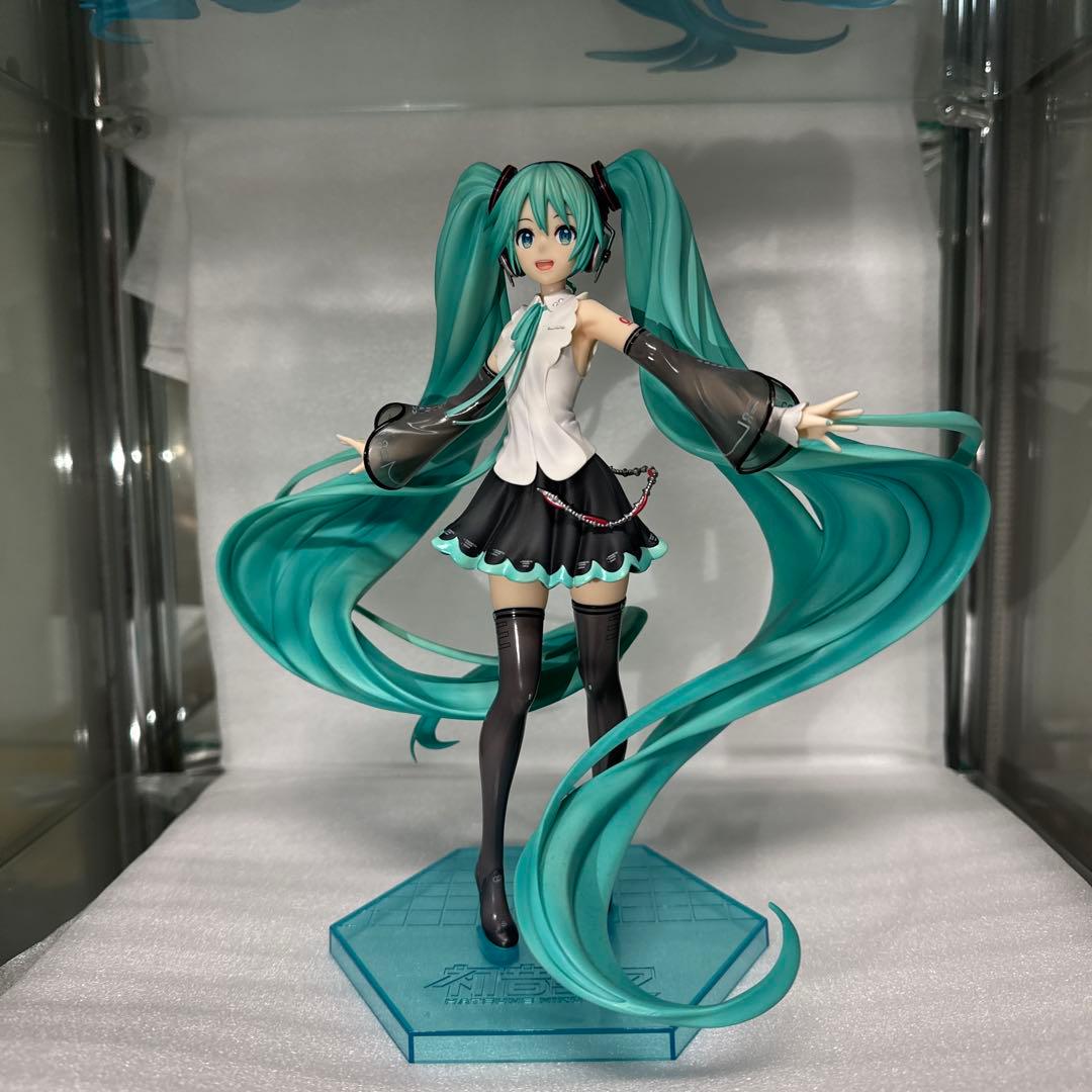 グッドスマイルカンパニー 初音ミク NT 1/8スケールフィギュア