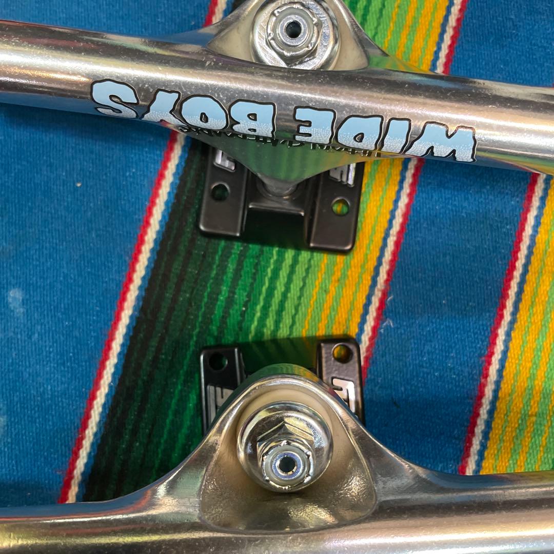 HEROIN SKATEBOARDS スケートトラック　212.5mm