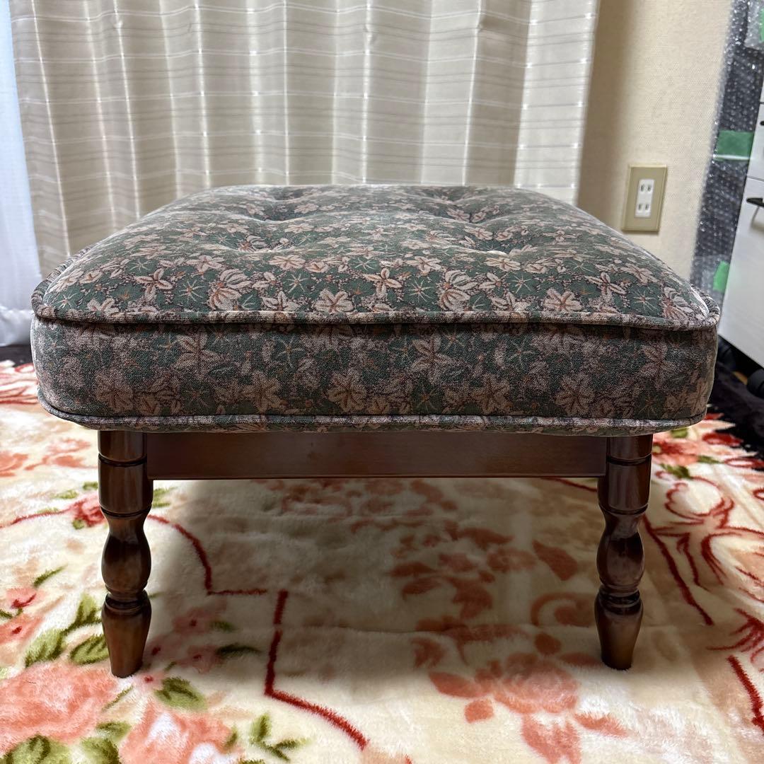 karimoku 花柄オットマン