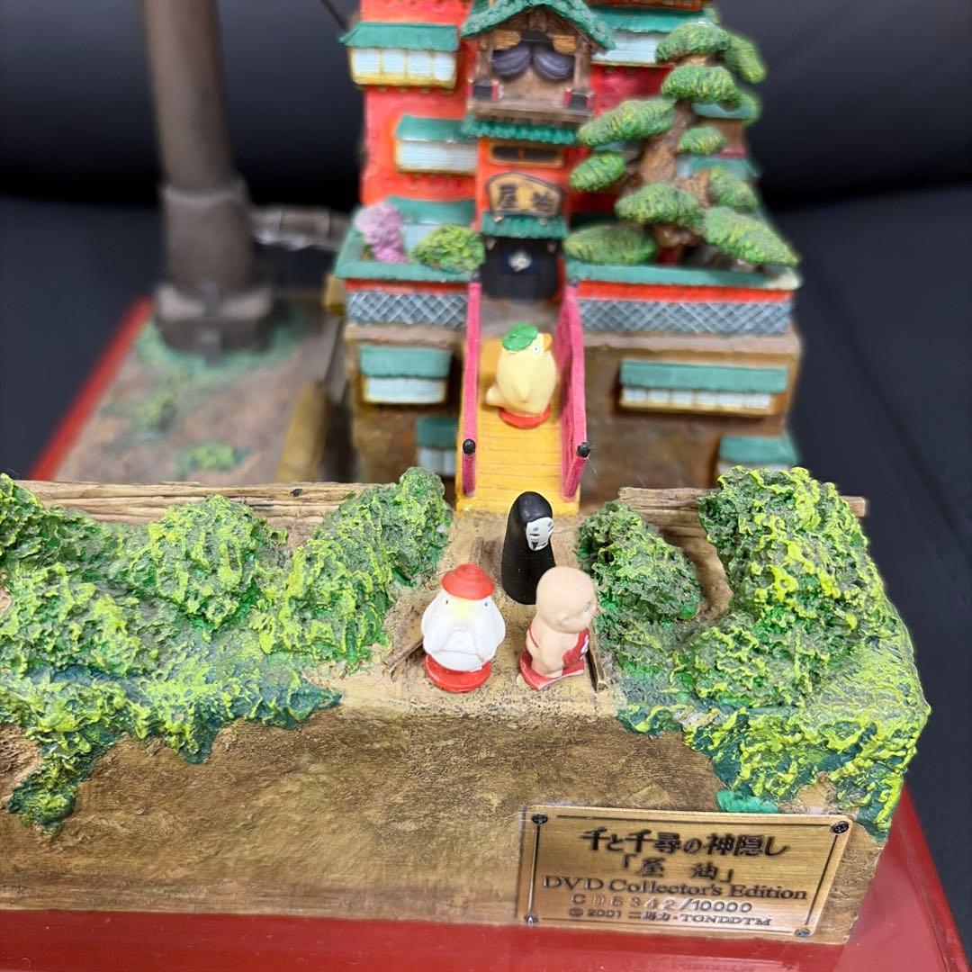 新品 千と千尋の神隠し 油屋 ジオラマ フィギュア 【公式通販】 ジブリ