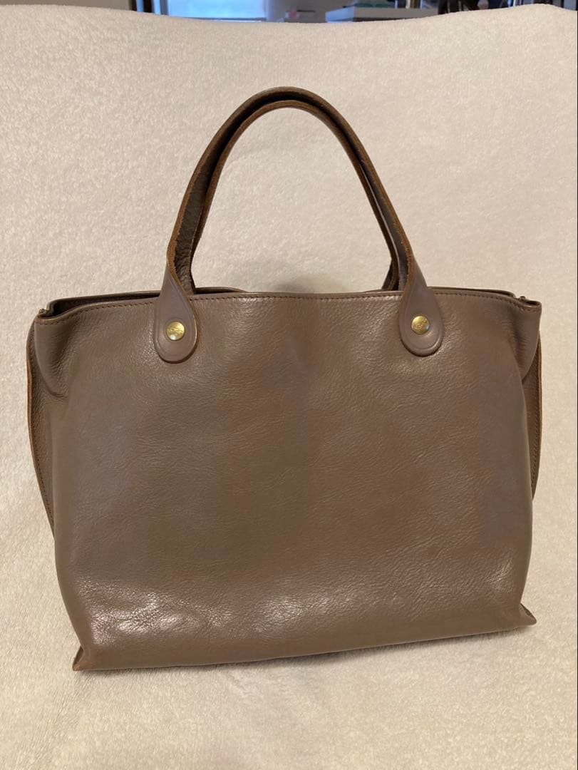 IL BISONTE イルビゾンテ　ハンドバッグ　グレージュ