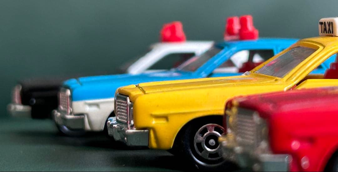 トミカ ダッジコロネットカスタム 4台セット