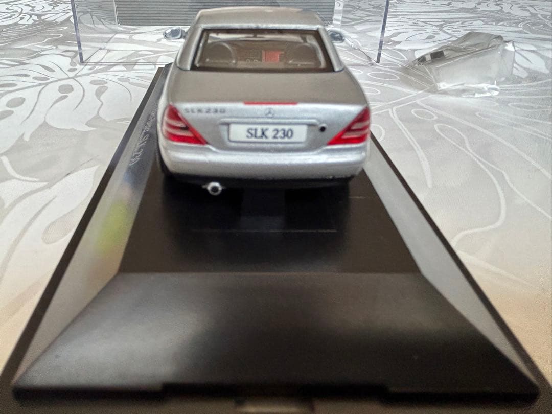 レア メルセデスベンツ SLK 230初期 1/43 ミニカー モデルカー