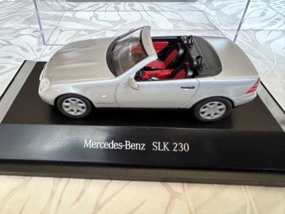 レア メルセデスベンツ SLK 230初期 1/43 ミニカー モデルカー