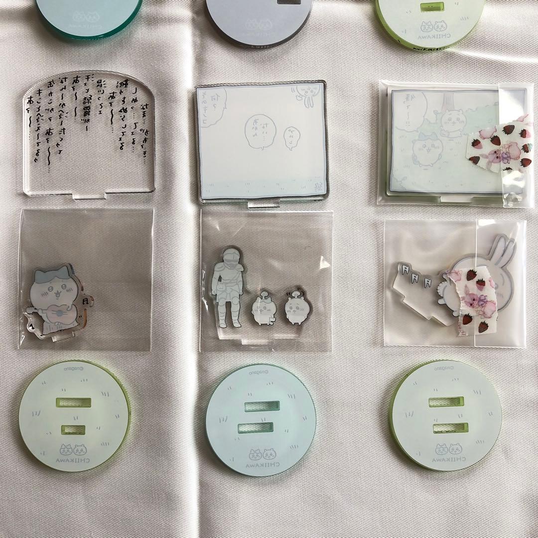 ちいかわ　アクリルスタンド2種セット