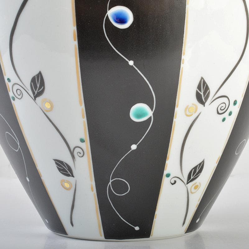 九谷焼 椿窯 吉田洋子作 黒釉金彩 花器 共布共箱 M R6948B