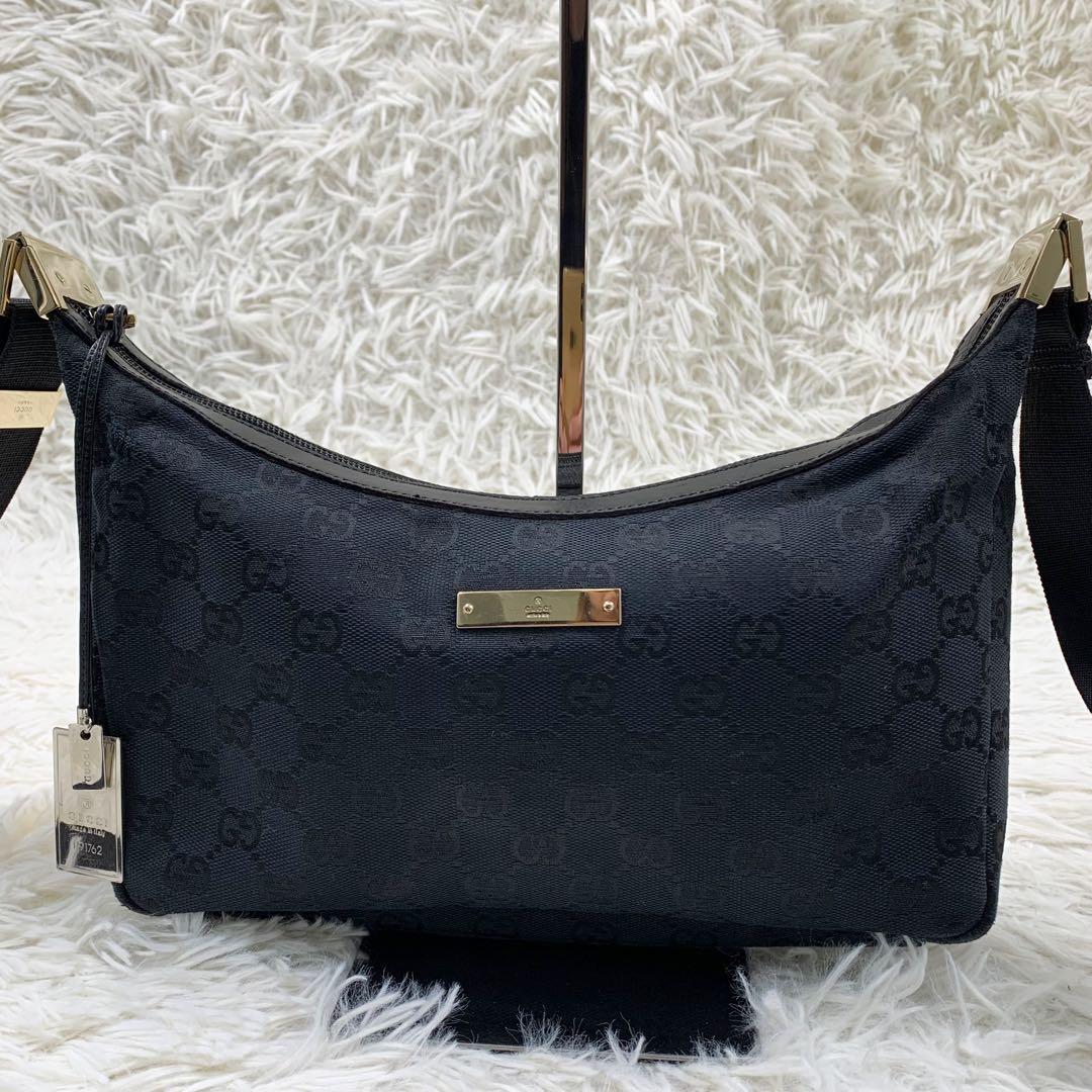 【✨極美品✨】グッチ ワンショルダーバッグ GGキャンバス ブラック