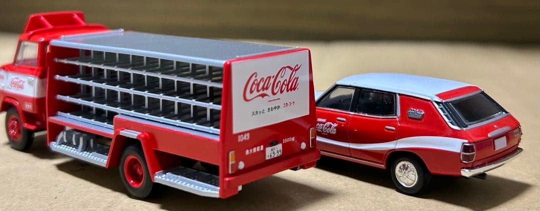 トミカリミテッドヴィンテージ コカコーラ 2台セット