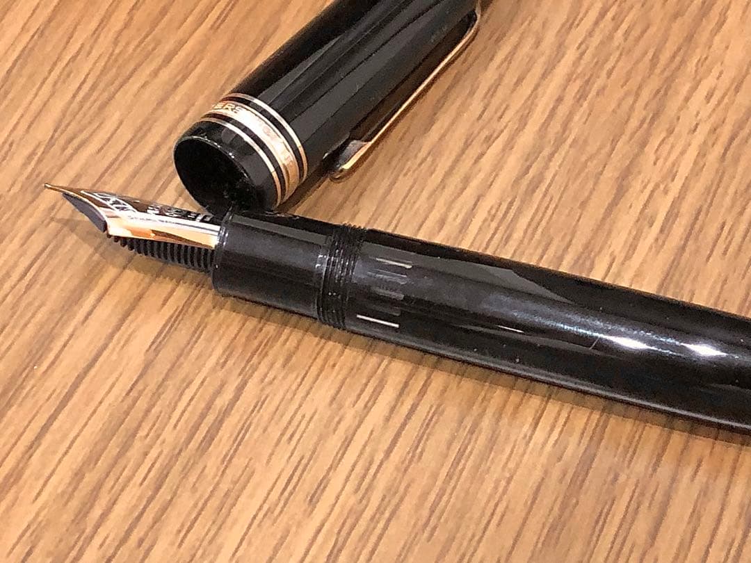 モンブラン 149 14C 中白 二段エボナイト芯 万年筆