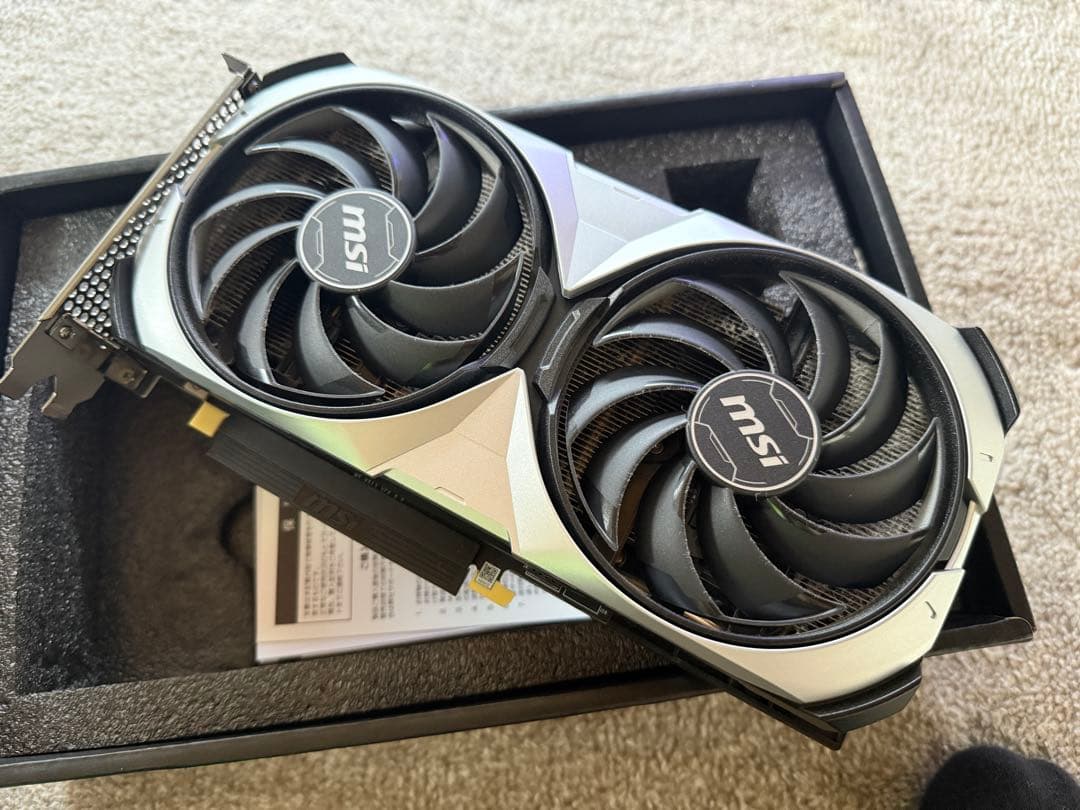 MSI GEFORCE RTX4070 グラフィックボード Amazon.com: MSI Gaming GeForce RTX 4070 12GB GDRR6X Extreme Clock