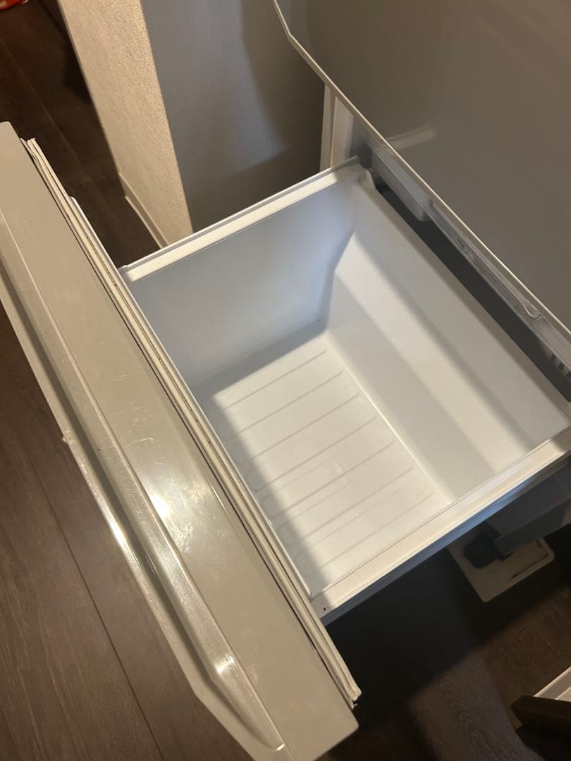 三菱 冷蔵庫 ボトム冷凍室 右開き 146L MR-P15A S