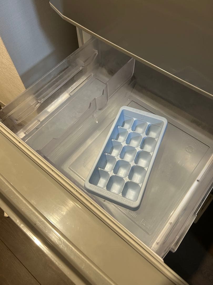 三菱 冷蔵庫 ボトム冷凍室 右開き 146L MR-P15A S