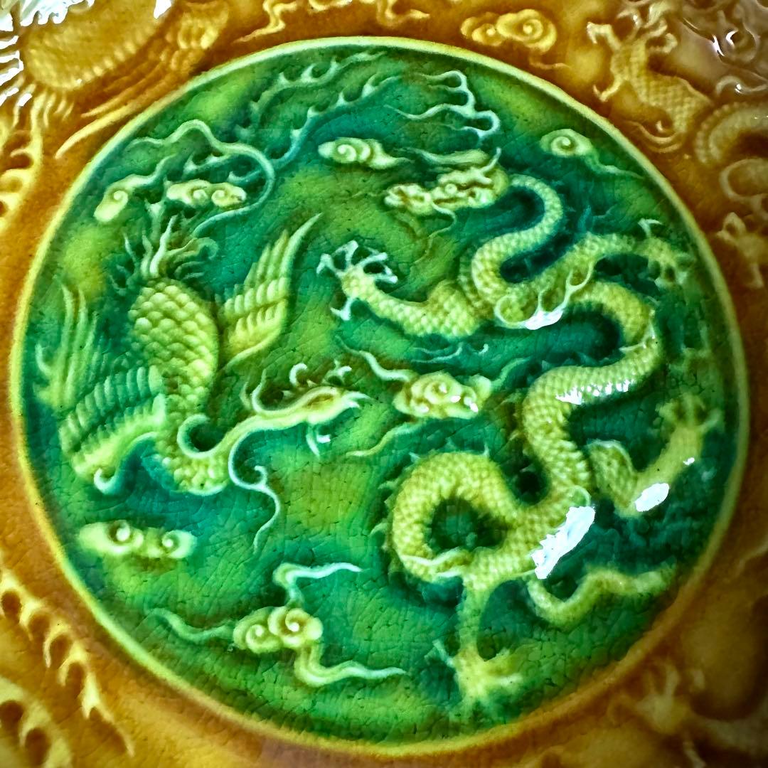 中国古美術 明時代 素三彩 龍図鳳凰図 飾皿 縁起 古玩