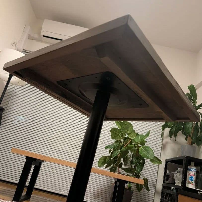 KOZAI カフェテーブル ヘリンボーン W600×H600×H720