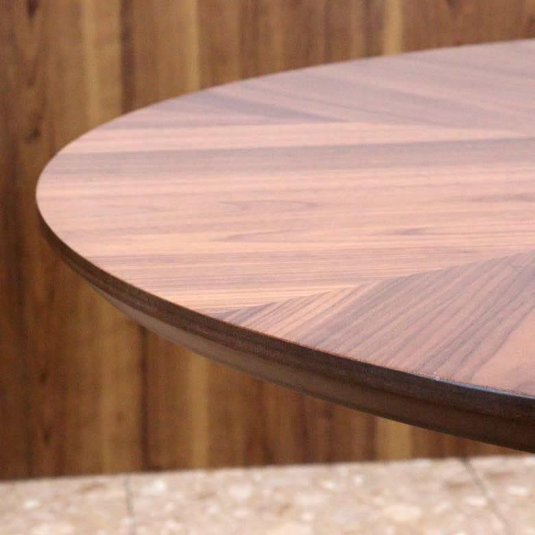 kao ダイニング4点セット