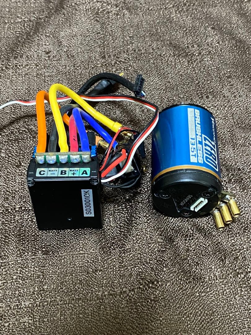 ヨコモ　BL-RS ESC ZEROブラシレスモーター13.5T 値下げ不可