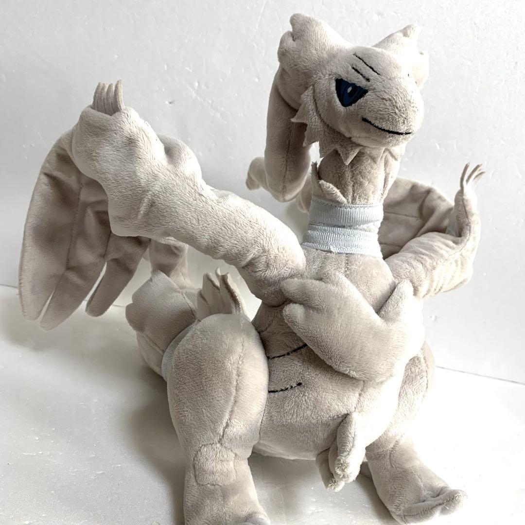 ポケットモンスター ポーズチェンジぬいぐるみ レシラム　ゼクロム