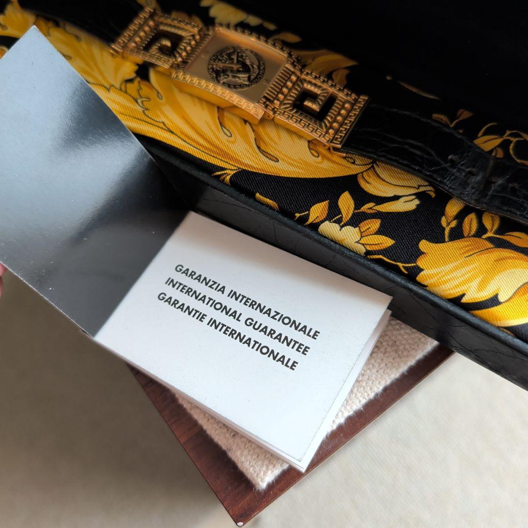 ヴェルサーチ　GIANNI VERSACE ゴールド腕時計