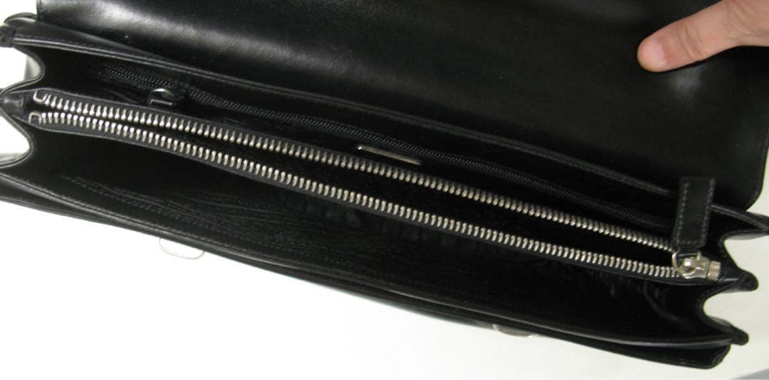 イタリア製正規品【PRADA】名作オールレザーブリーフケース ドクターズバッグ