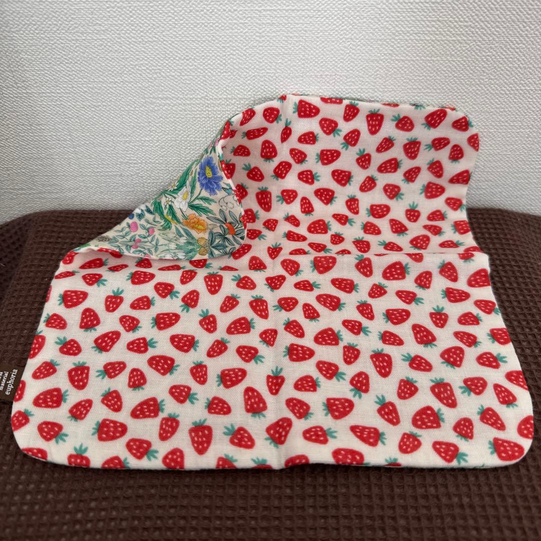 ハンドメイド ガーゼハンカチ ユキエモン - メルカリ