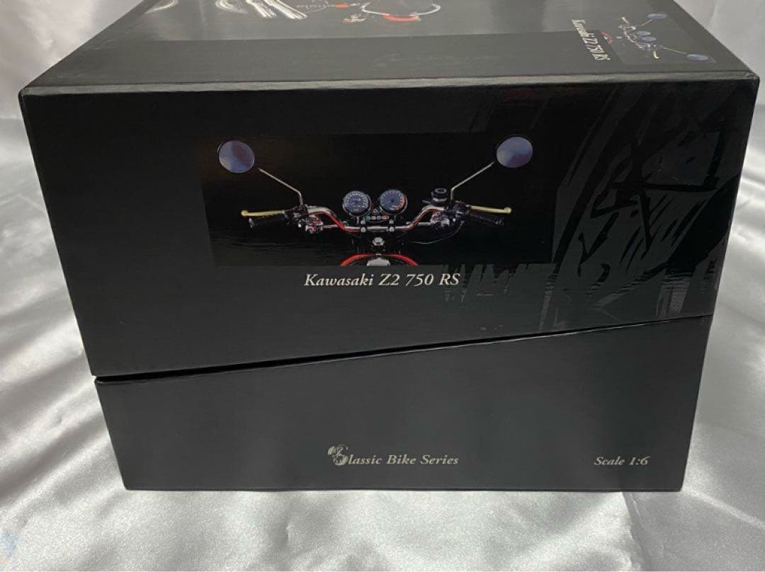 【新品未開封】ミニチャンプス1/6 カワサキ Z2 750 RS SUPER 4