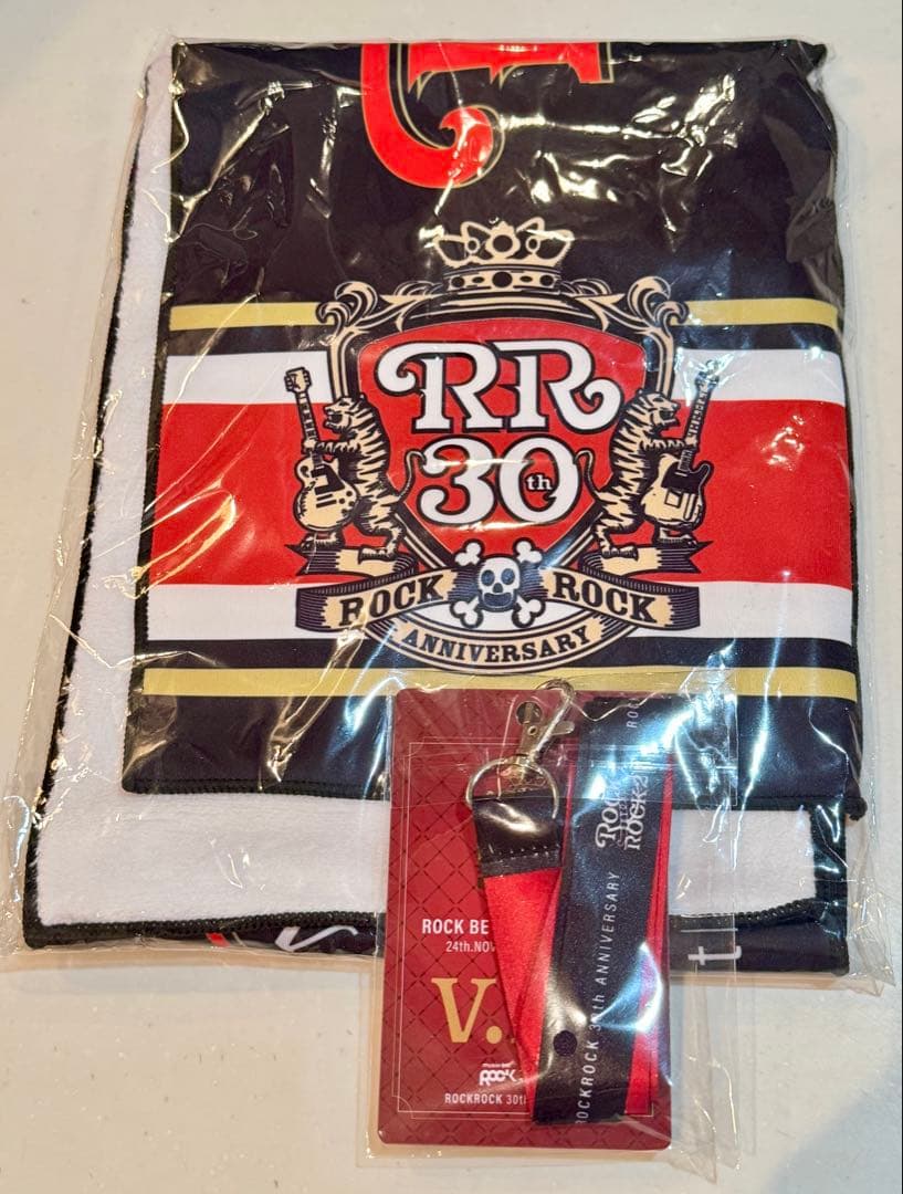 未使用⭐︎ROCK BEYOND 30周年記念タオルセット - メルカリ