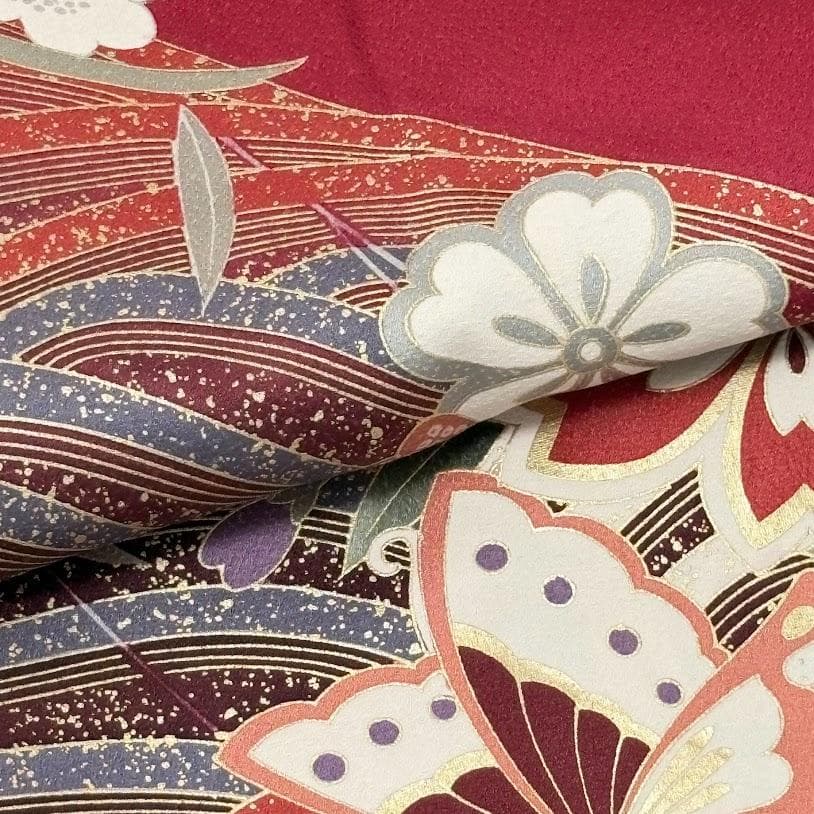 ゆりのはな 振袖 京友禅金彩加工 流水に蝶/さくら模様 赤色系