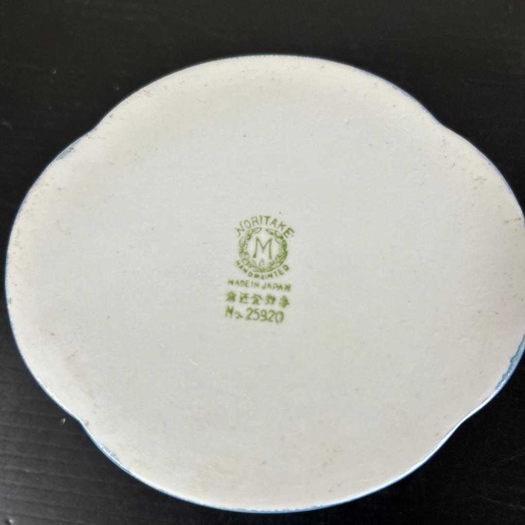 オールドノリタケ　ラスター彩 デコレディ　パウダーボックス　 ドレッサードール