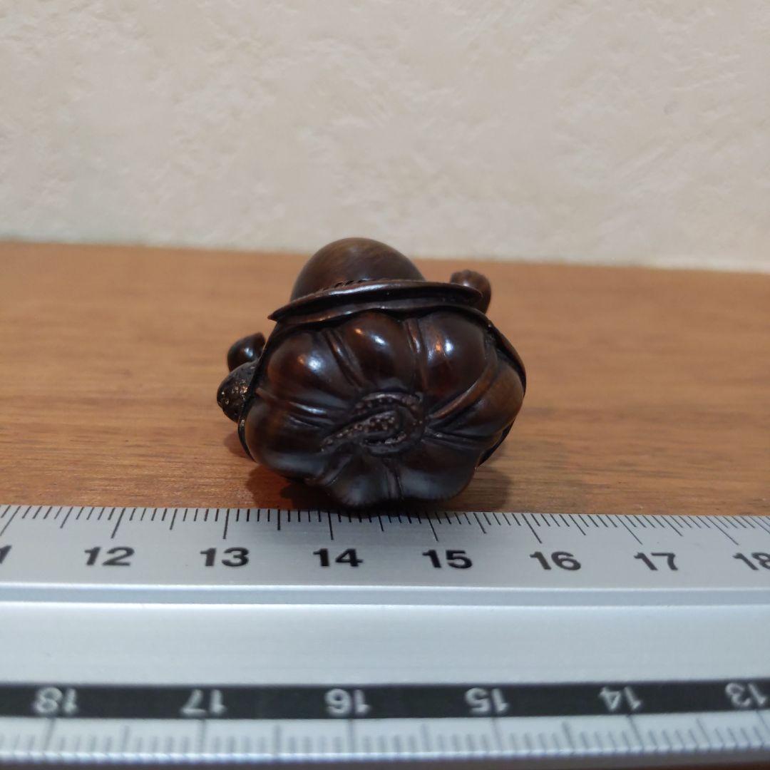 時代提物 木彫根付【蝦蟇力士 横綱土俵入り】高約5cm 横約3.4cm