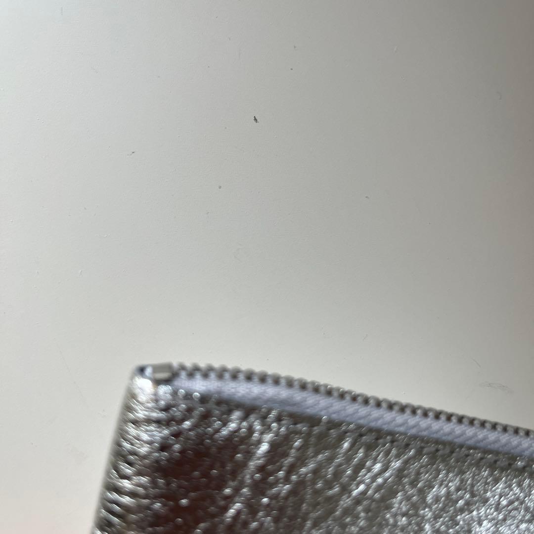 COMME des GARCONS L字型 ZIPウォレット シルバー