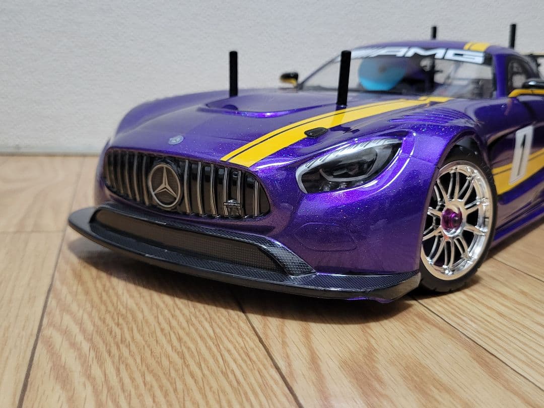 京商エンジン Mercedes-Benz AMG GT ラジコンカー 1/10