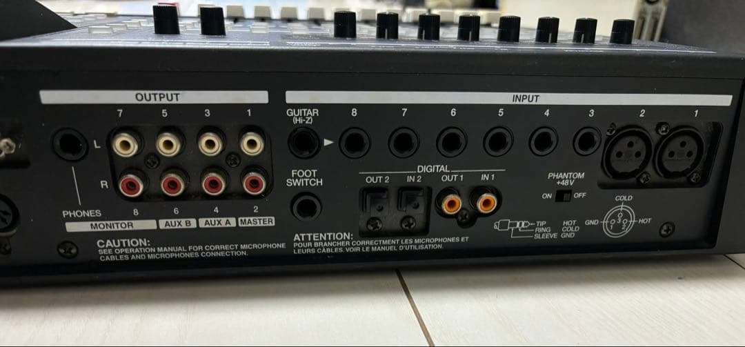 Roland VS-1880 マルチトラックレコーダー