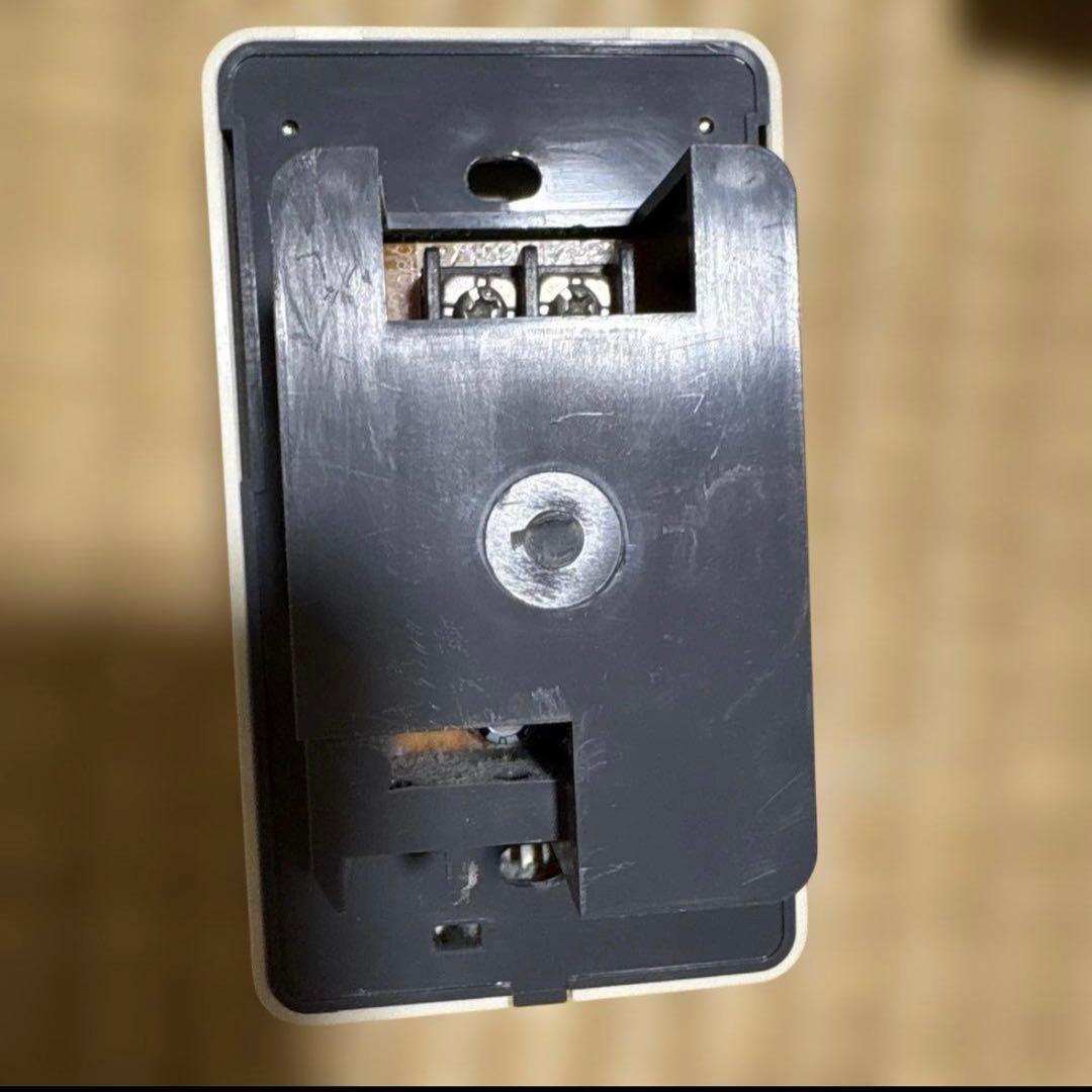 DAIKIN エアコン用リモコン BRC2B1R1 - メルカリ