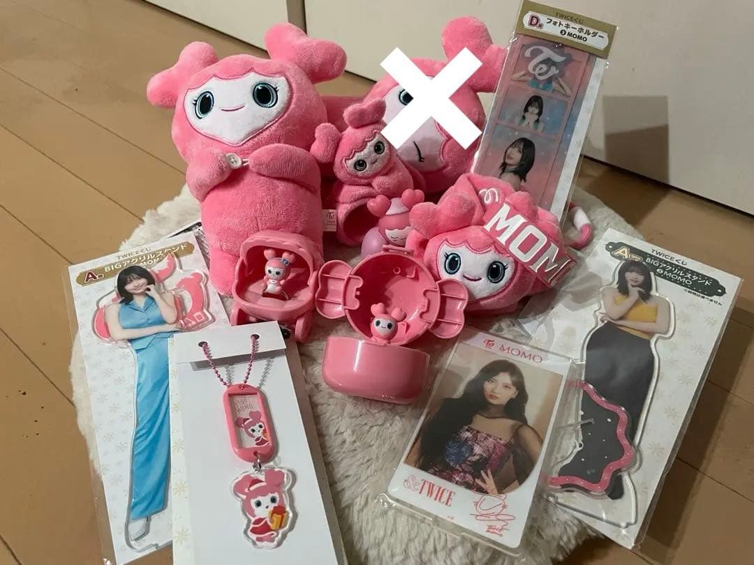 TWICE MOMO モモグッズ （商品詳細ページ | ONCE JAPAN OFFICIAL SHOP