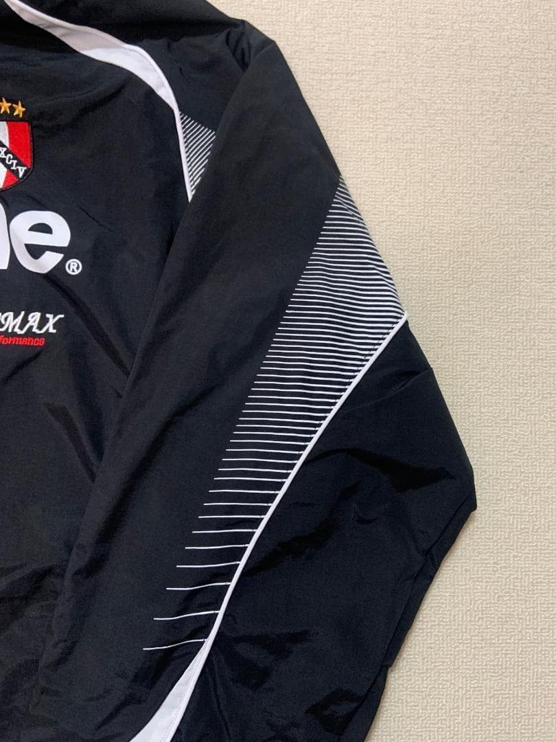 ほぼ新品 Supreme Umbro ナイロンジャケット Mサイズ