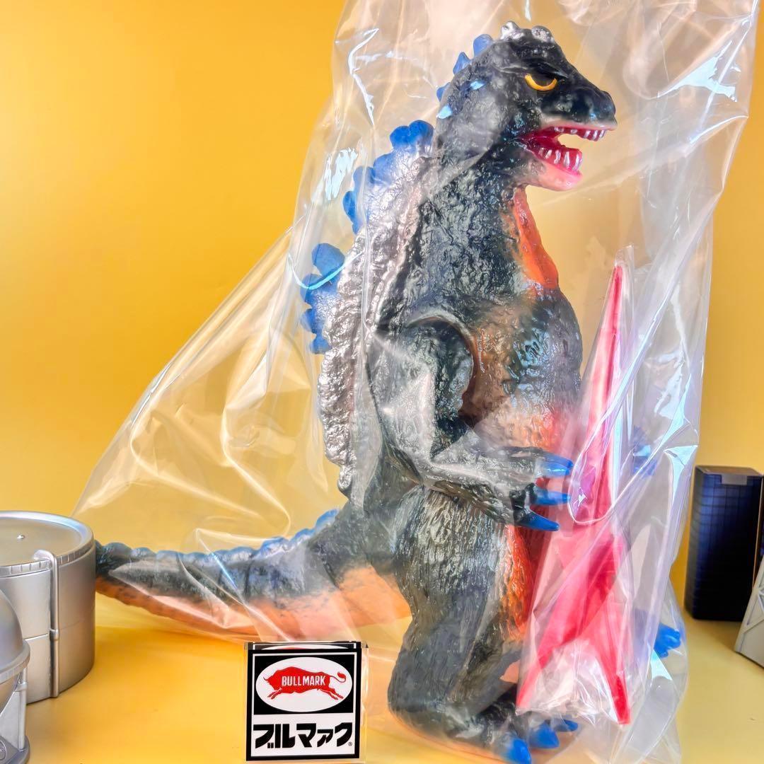ブルマァク Gゴジラ レトロカラー タワー付（ジャイアントゴジラ30cm