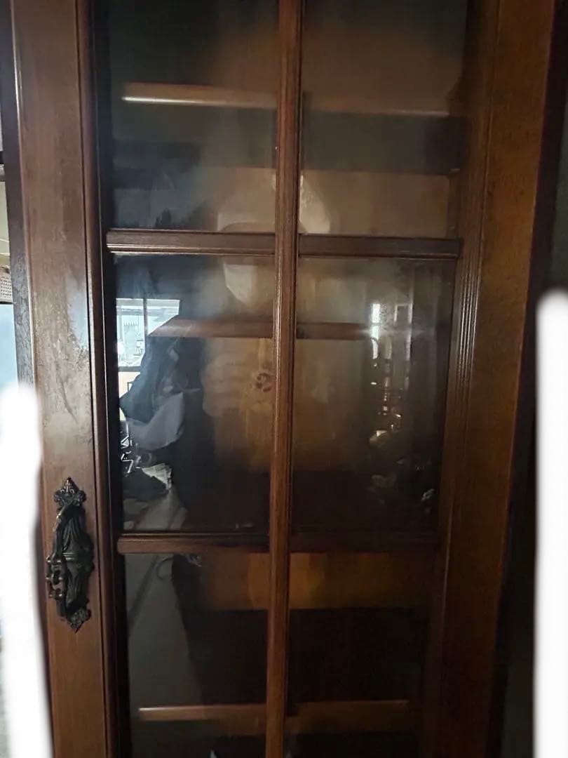 最終値下げ】カリモクコロニアル食器棚 残り1週間で販売中止