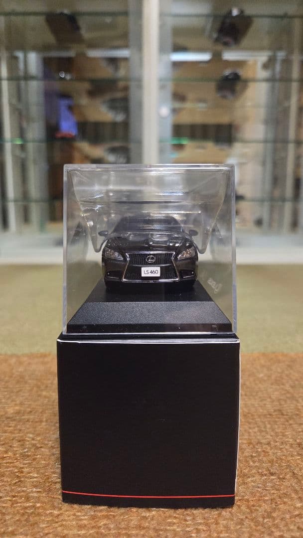 1/43 京商 レクサス LS 460 F Sport