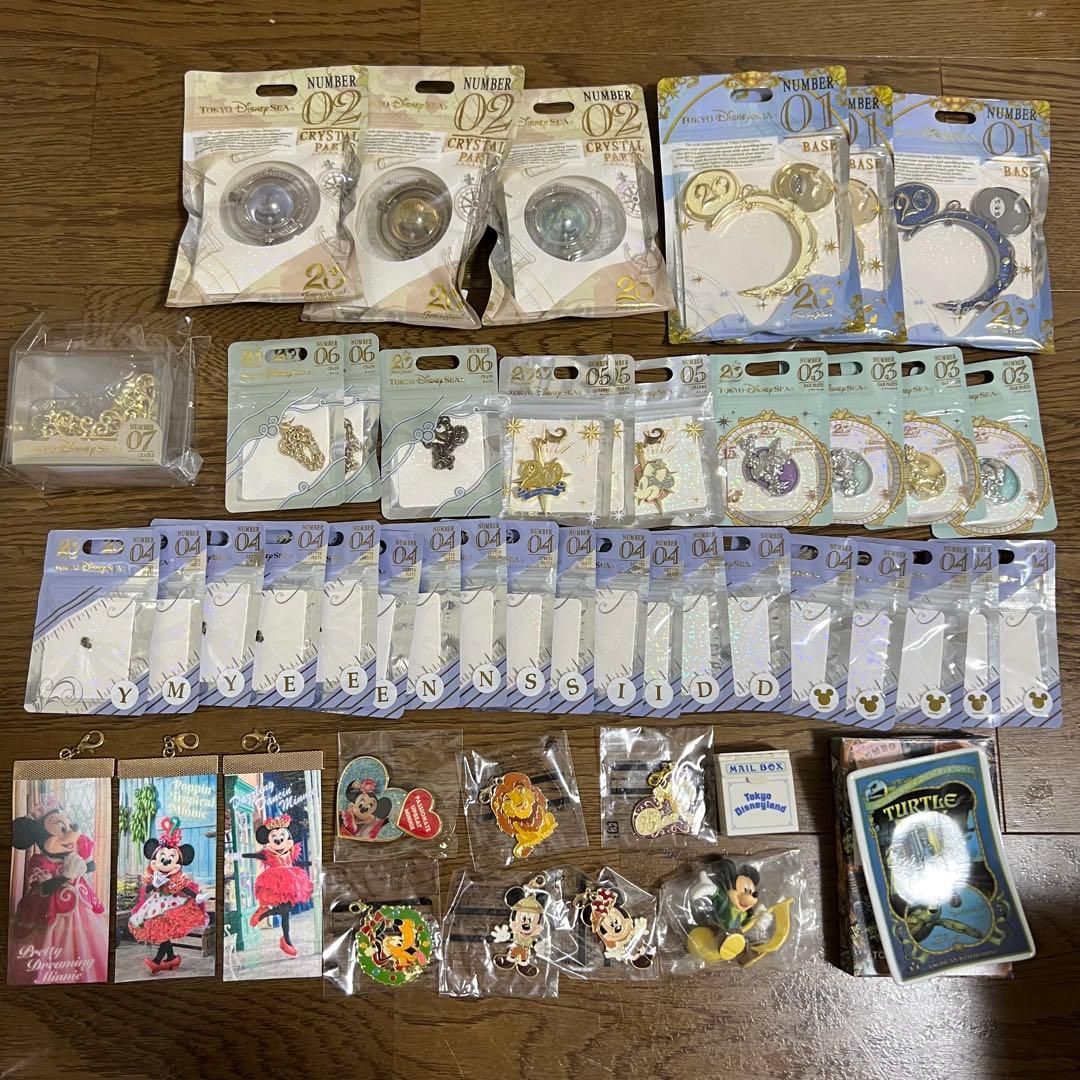 ディズニー　グッズ　カプセルトイ　バルーン　メモ　スーベニア　ポストカード