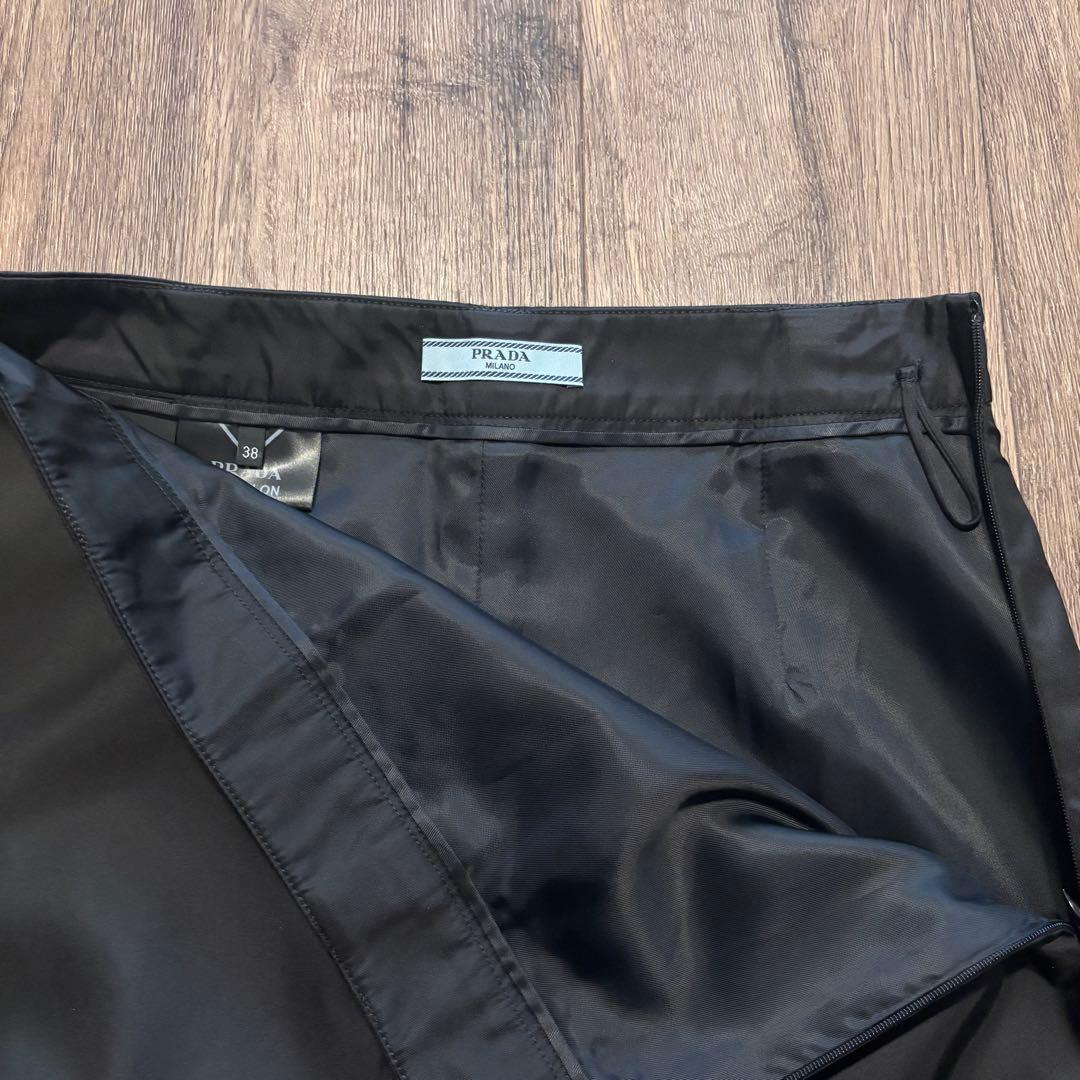 PRADA プラダ　Re Nylon リナイロンスカート　21Y844 38