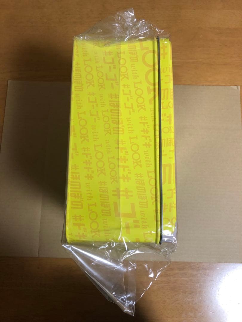  Man　LOOK　コラボ　たのしめルック缶