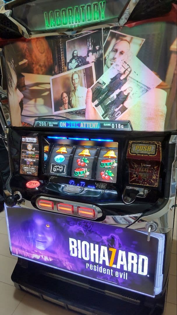 バイオハザード7 エヴリンパネルコイン不要機付き