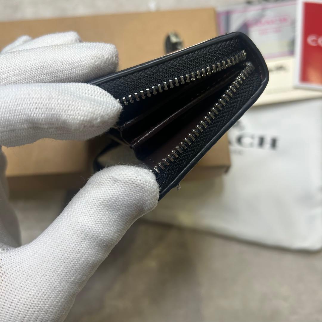新品 未使用 コーチ COACH タビー いちご柄 財布 黒
