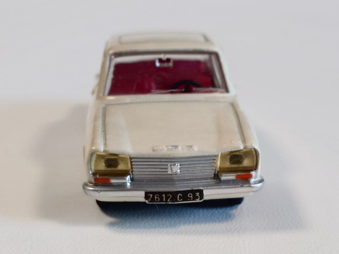 ミニカー DINKY No.1428 PEUGEOT 304
