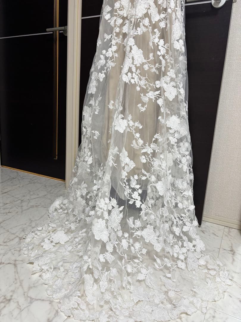 ドレスプロダクション　刺繍レース 背中開きソフトマーメイドドレスMサイズ