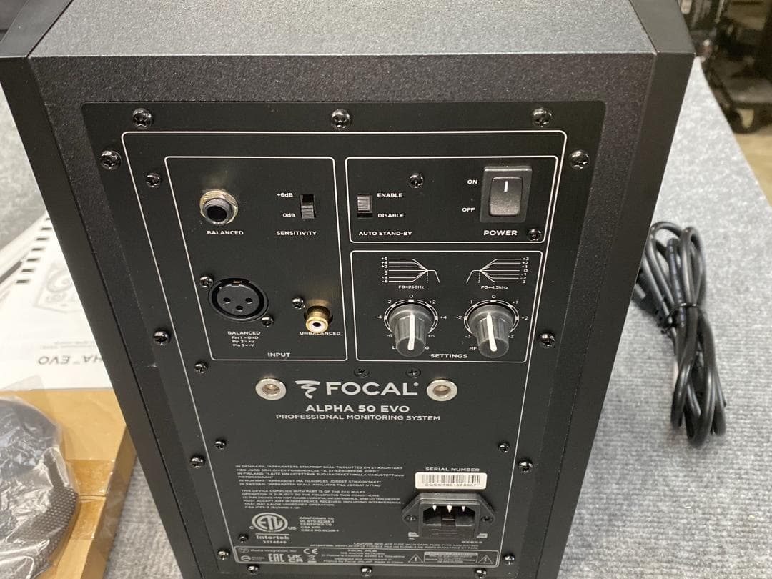 FOCAL ALPHA 50 EVO モニタースピーカー 1台